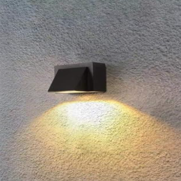 Applique Mural LED 5W IP65 Noir 3000k Taille 92 * 95 * 90 mm