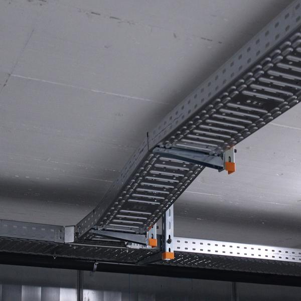 Chemin de câble galvanisé 125/60